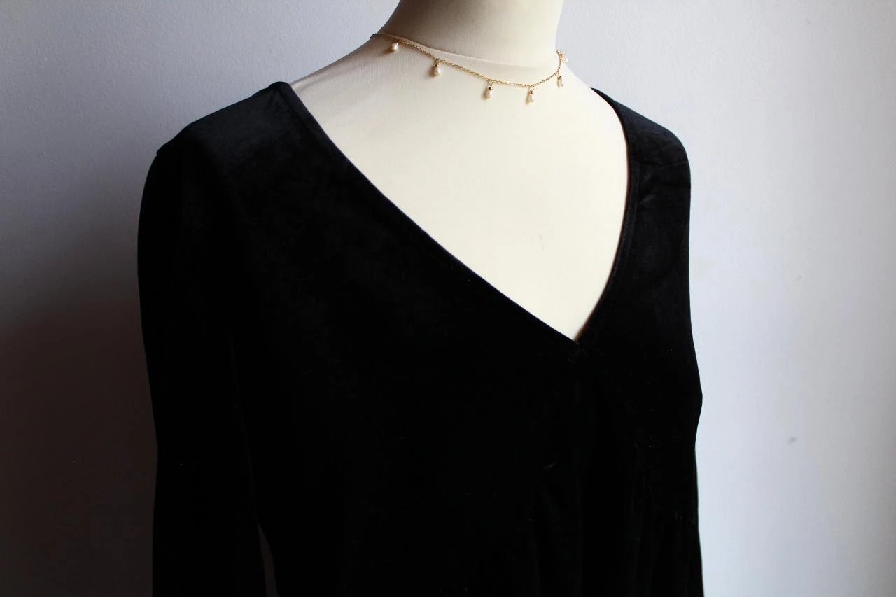 Vestido preto de veludo Kiabi – photo 3